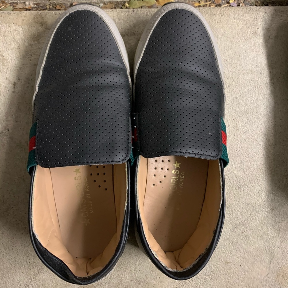 Fake shoes women’s size 5.5